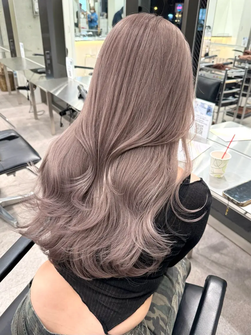 ロング ヘアカラー ブリーチなしダブル ブリーチカラー優海のヘアスタイル
