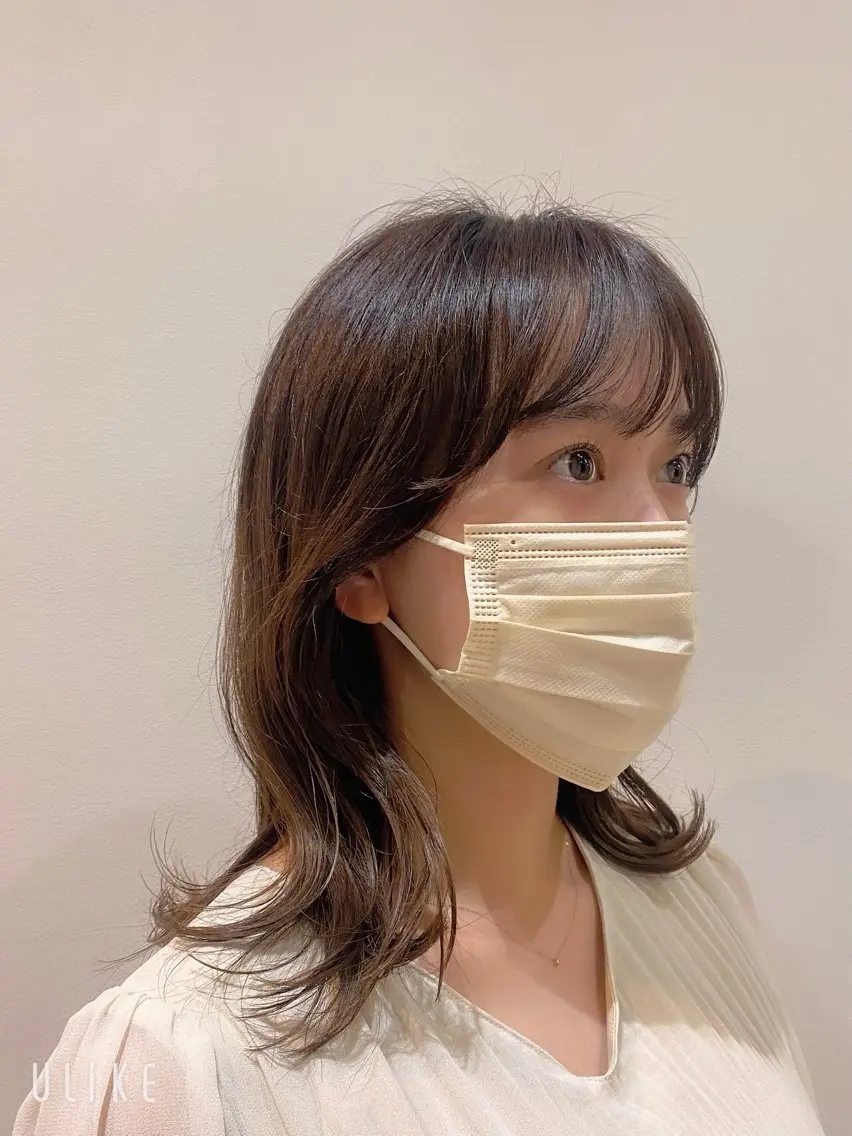 ミディアム カラー ボブ くびれヘア 顔まわりレイヤー レイヤーカット 外ハネヘア カット ヘアカラー トリートメント ♡オシャ髪♡AI ✂️newi町田のヘアスタイル