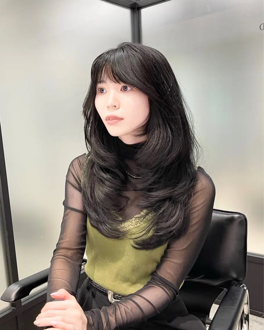 ヘアアレンジ カット ヘアカラー トリートメント 韓国レイヤーカット 髪質改善▫️水野有真のヘアスタイル