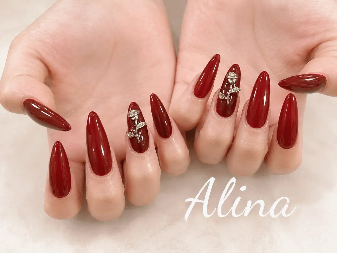 ロング ハンドネイル 池袋Alina エリナのネイルデザイン