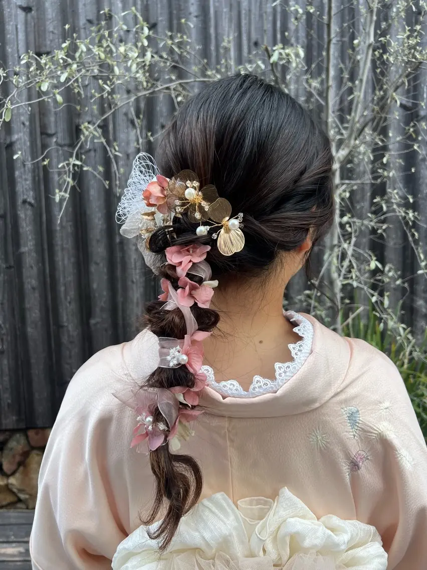 セミロング 玉ねぎヘアー 山口 舞弥のヘアスタイル