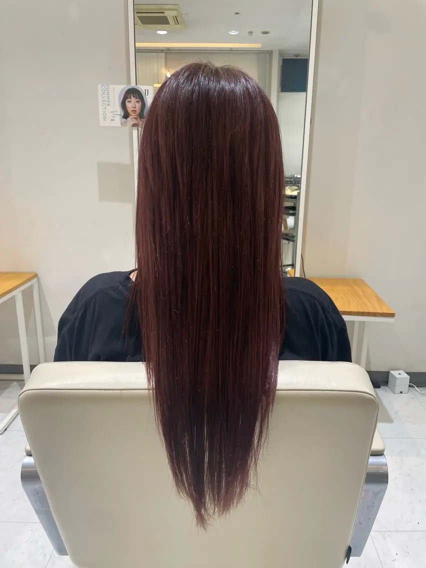 ロング 佐々木 麻衣のヘアスタイル