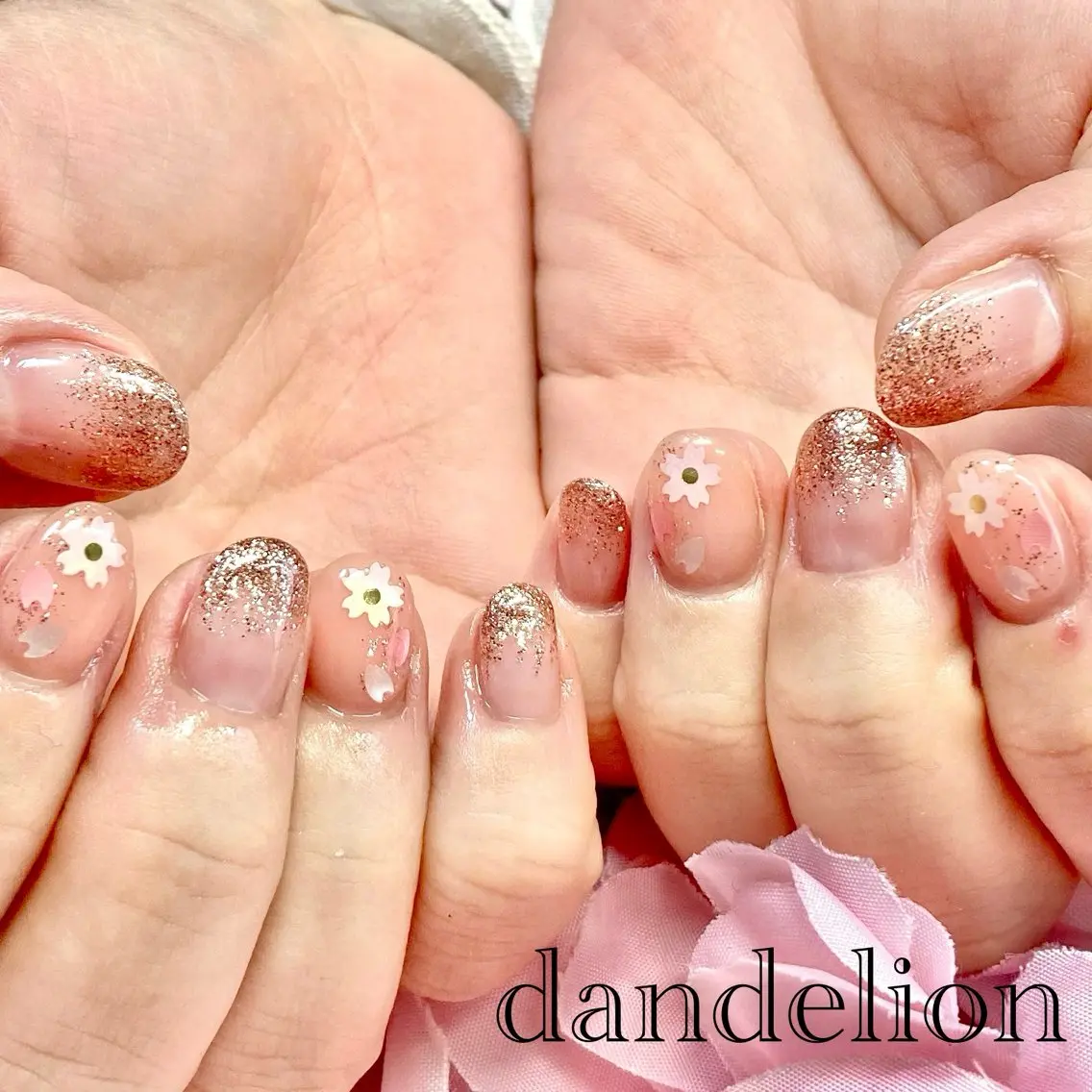 ネイル ハンドネイル ハンドケア dandelion ダンデライオンのネイルデザイン