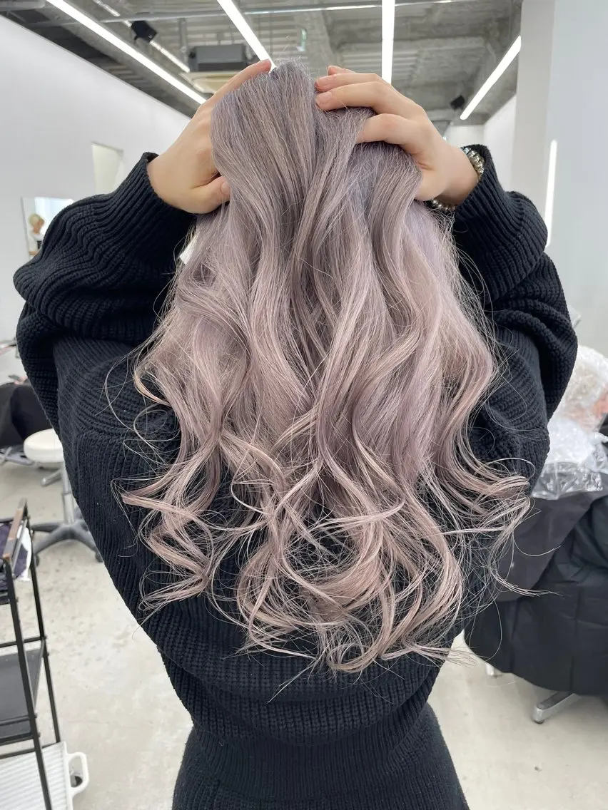 カラー ハイトーンカラー BLEACHi /noeのヘアスタイル