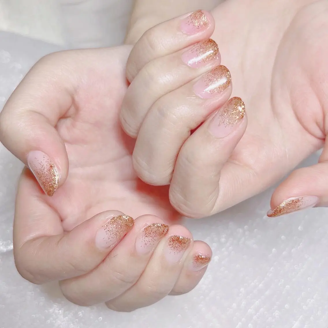 ネイル オーロラネイル フットネイル フレンチネイル ジェルネイル 韓国ネイル ハンドネイル ハンドケア 【ENサロン】 Rei🎀Nailのネイルデザイン