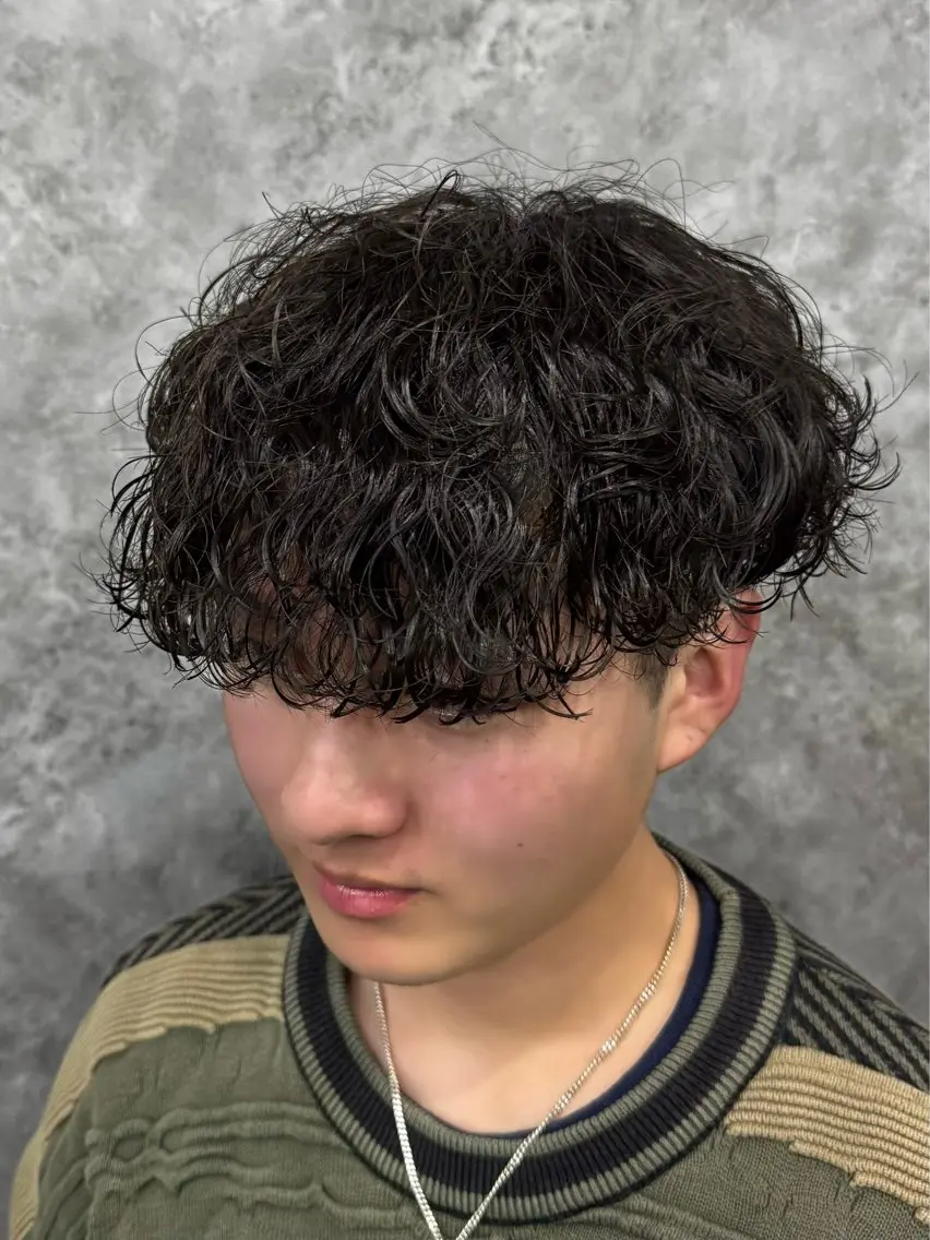 パーマ メンズ カット パーマ トリートメント ヘアセット メンズパーマ特化 店長望月謙二郎のヘアスタイル