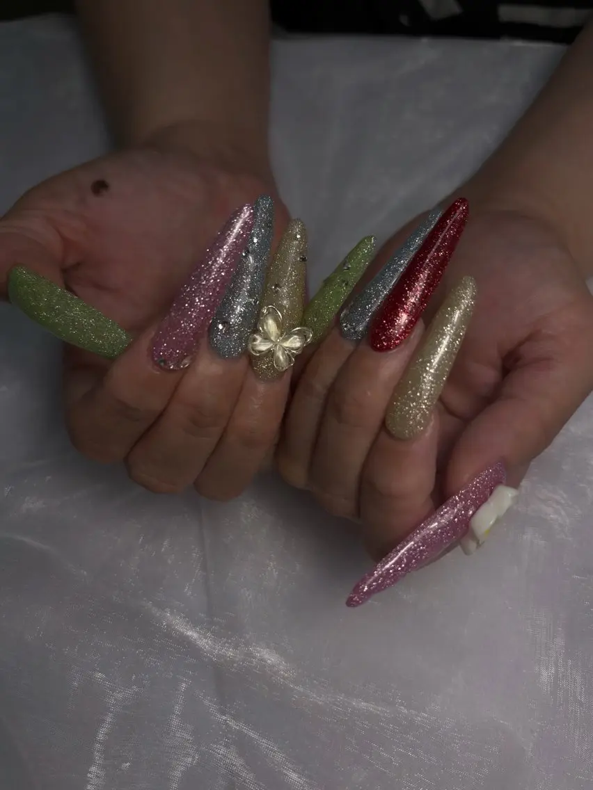 ネイル ロングネイル スーパーロングネイル ハンドネイル nailsalon Ecliaのネイルデザイン