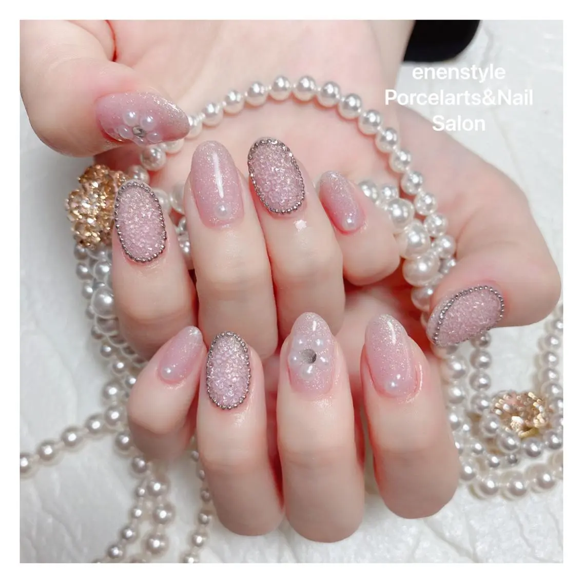 ミディアム ネイル ハンドネイル 🐾enen style 🐾のネイルデザイン