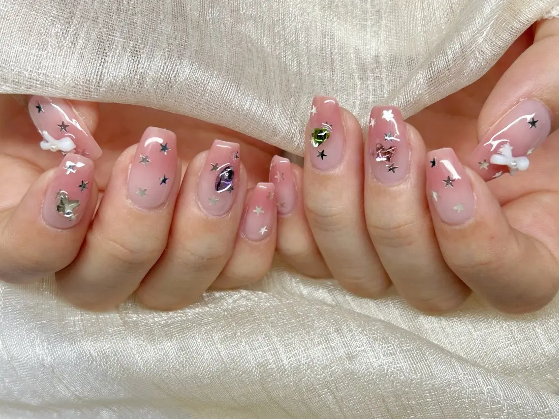 ネイル アートネイル 成人式 長さ出し フットネイル マグネットネイル ハンドネイル Lino Nailのネイルデザイン