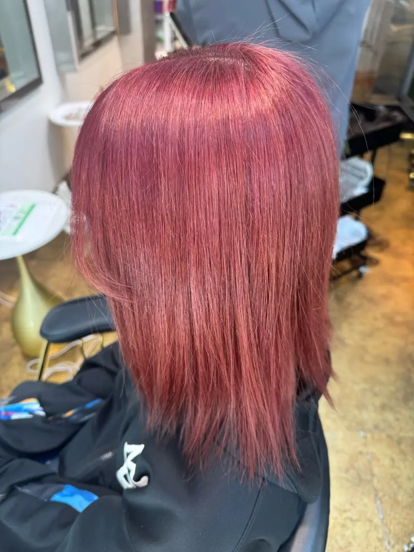 ミディアム Yurina ブリーチ特化のヘアスタイル
