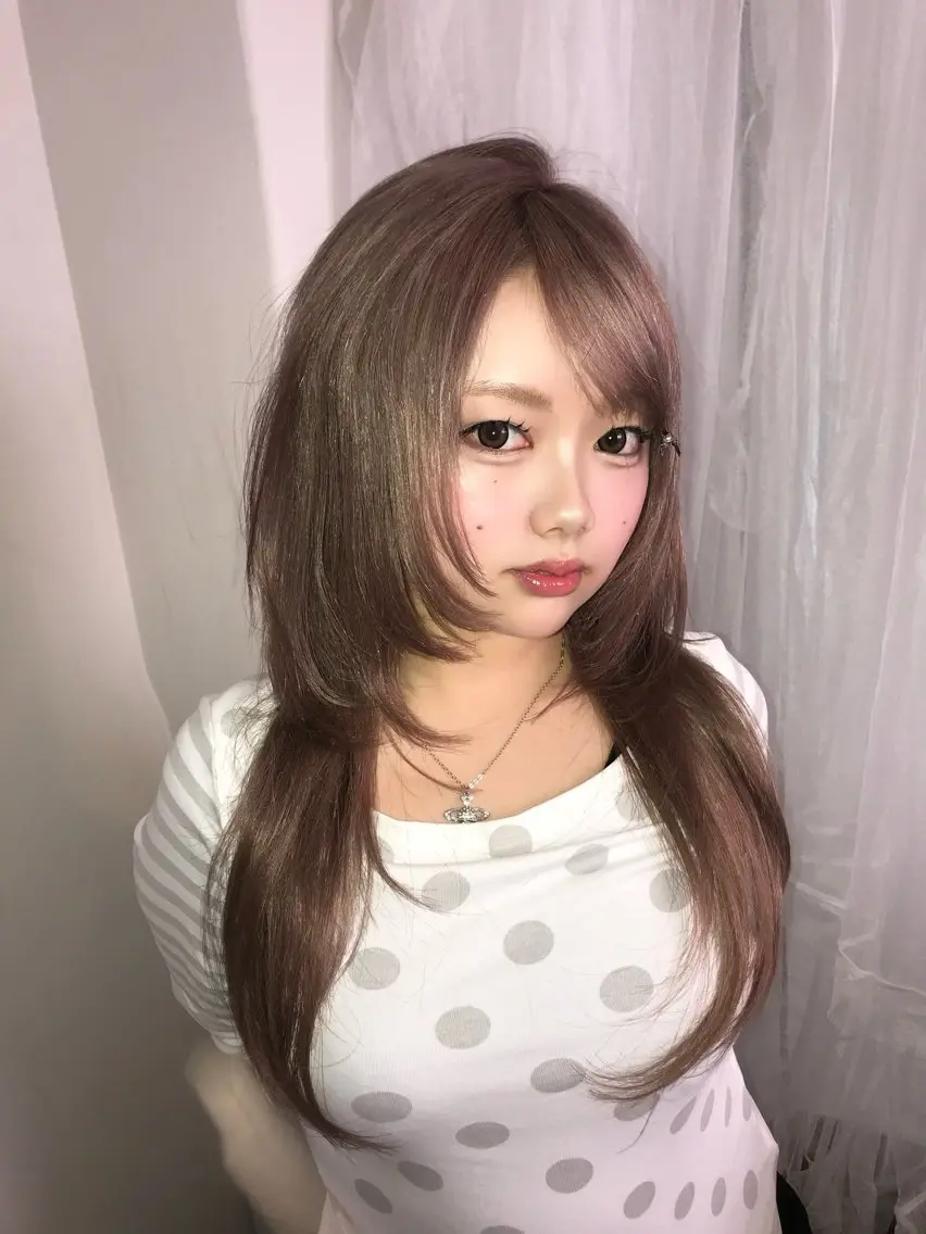 ロング カラー カット ヘアカラー トリートメント ヘッドスパ ヘアセット HARUNA/原宿/ デザイン/カットのヘアスタイル
