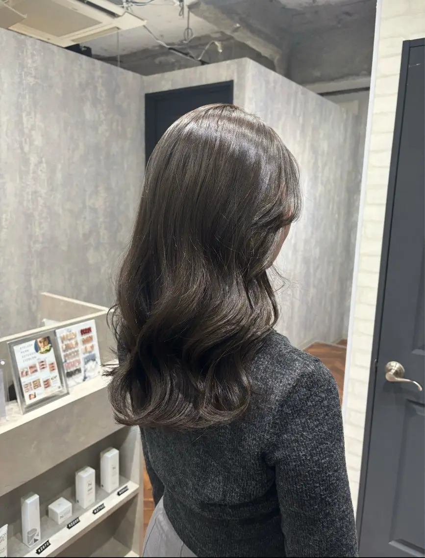 ロング カラー ヘアアレンジ カット ヘアカラー トリートメント kei🤎ベージュ /透明感カラー/博多のヘアスタイル
