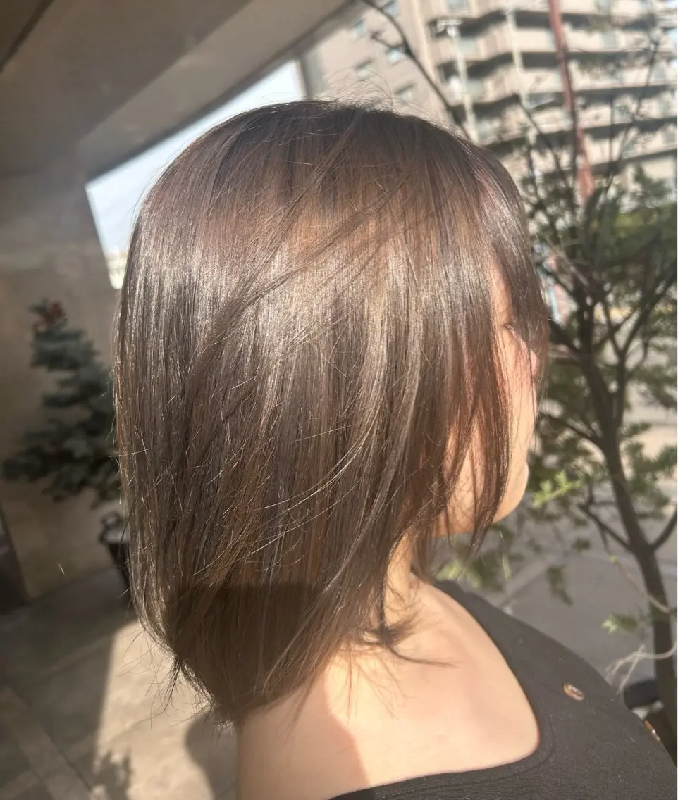 ミディアム カラー ブリーチ パープルカラー ヘアカラー トリートメント amiu 森本千晴のヘアスタイル