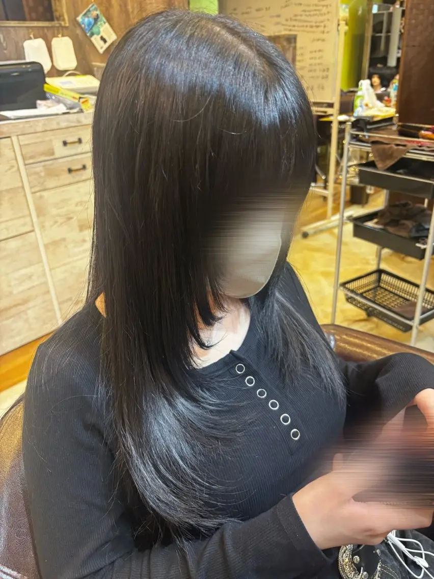 ロング 上田 良夢のヘアスタイル