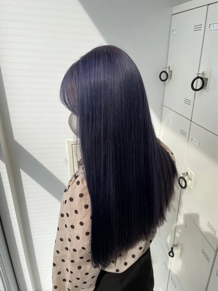 ミディアム カラー ブルーカラー ブルーラベンダー ラベンダーカラー ラベンダー💜 グレージュ🩶のヘアスタイル