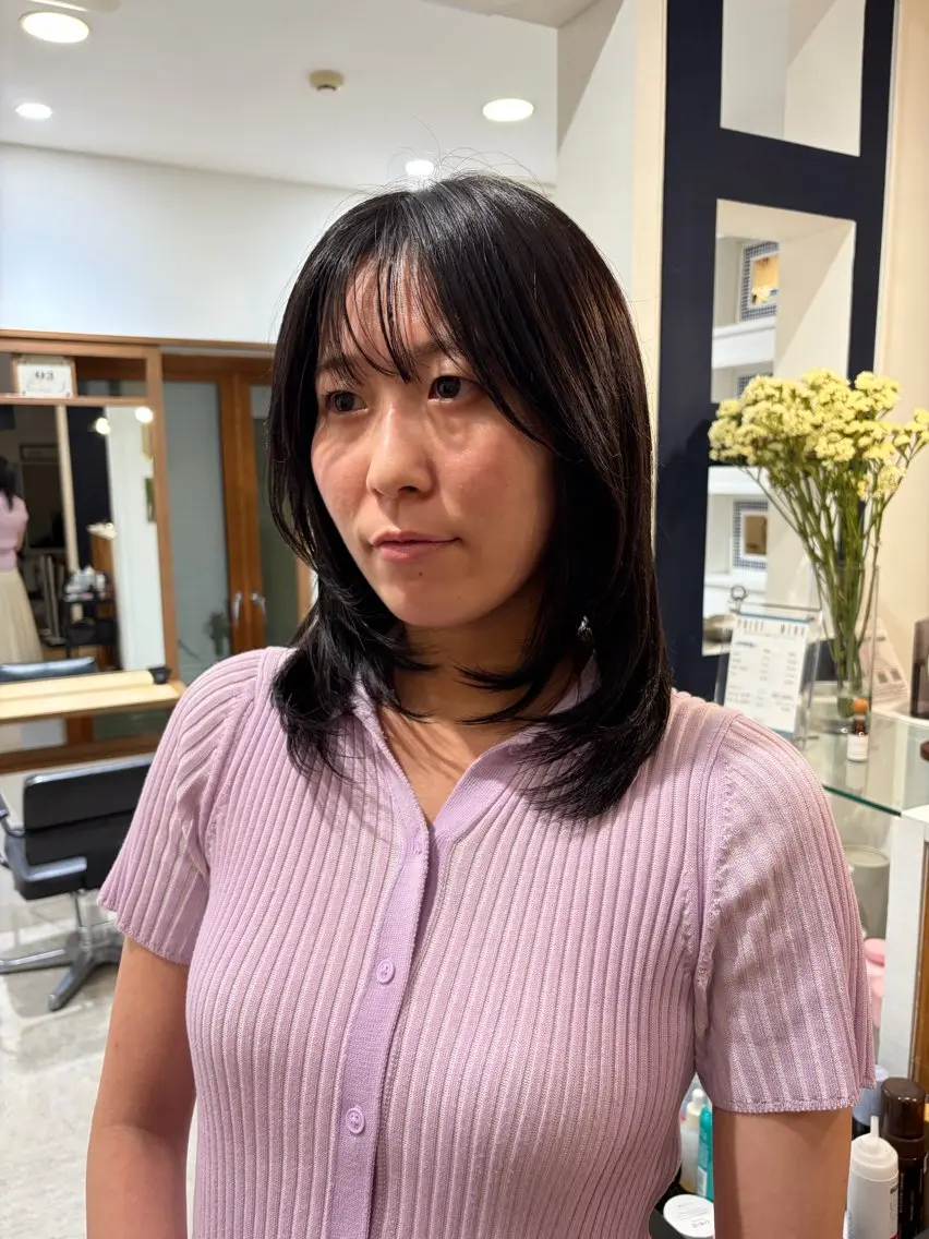 セミロング カラー ヘアアレンジ 黒髪 ブルーカラー ブルーブラック レイヤーカット カット ヘアカラー トリートメント 無料カットモデル‪✨ ✂️Nanami🌷のヘアスタイル