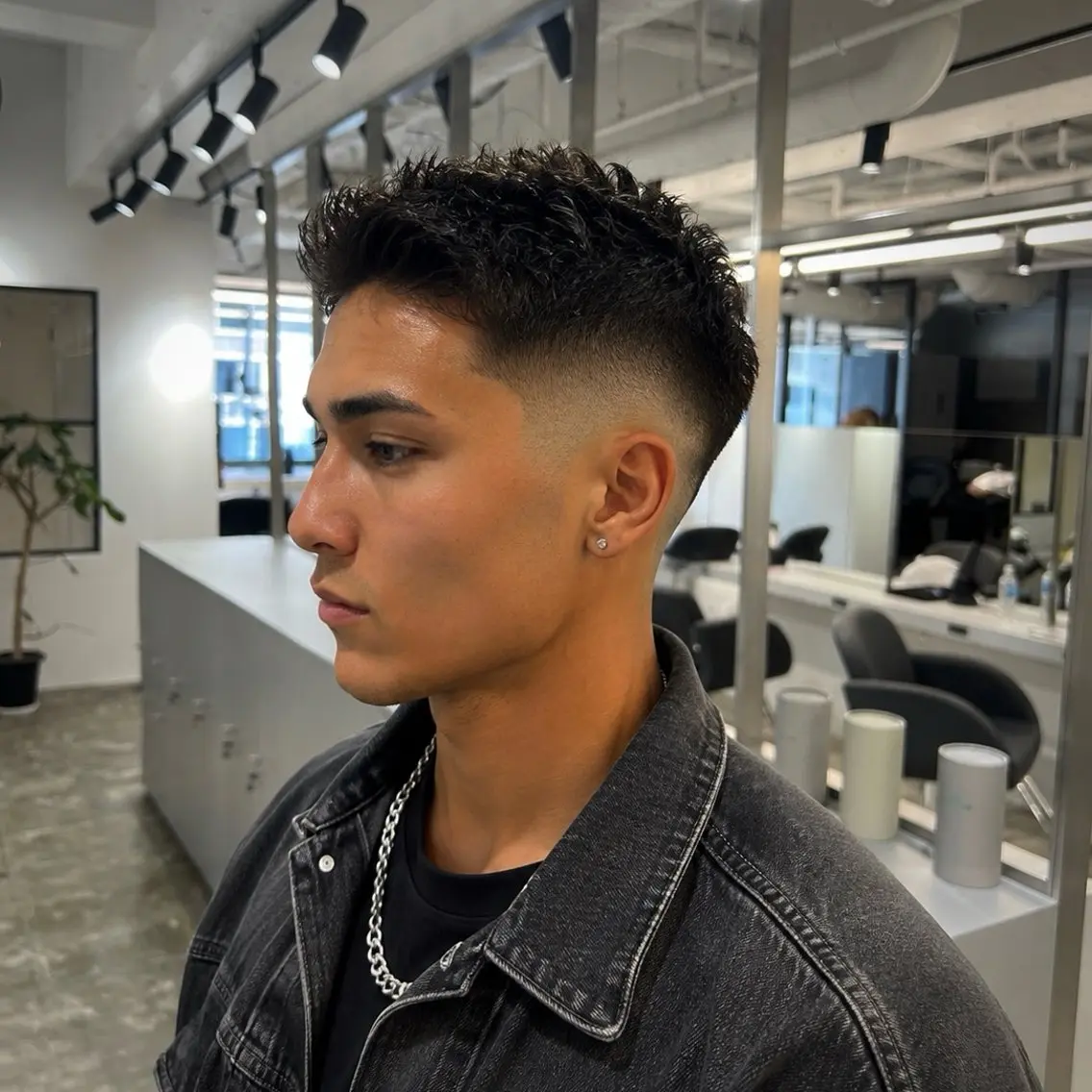 ショート メンズ カット 🇺🇸海外レイヤー 副店長Tsubasaのヘアスタイル