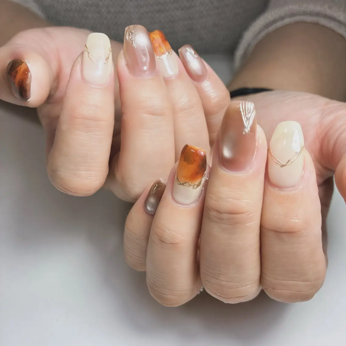 ネイル フットネイル マグネットネイル ニュアンスネイル シンプルネイル ブライダルネイル ハンドネイル nail salon anoneのネイルデザイン