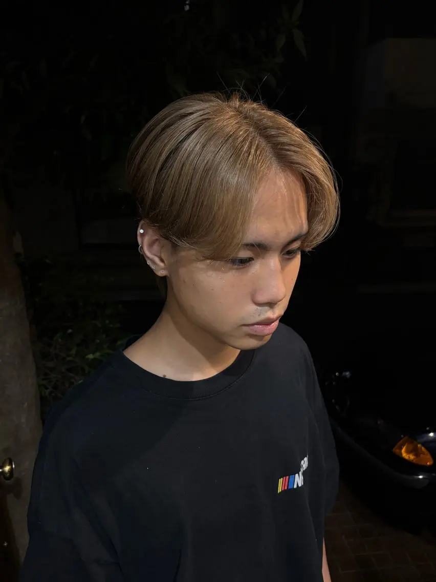 カラー メンズ メンズブリーチ ベージュカラー ブリーチ ミルクティーベージュ ヘアカラー 管原 空和のヘアスタイル