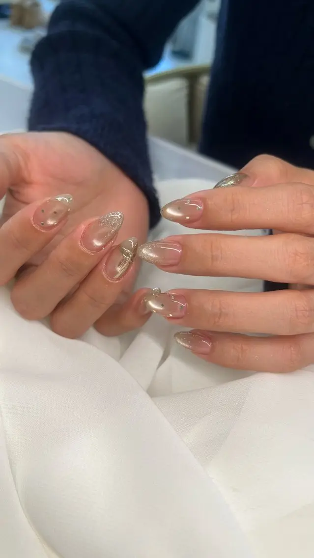 ネイル マグネットネイル LAVISH nailのネイルデザイン