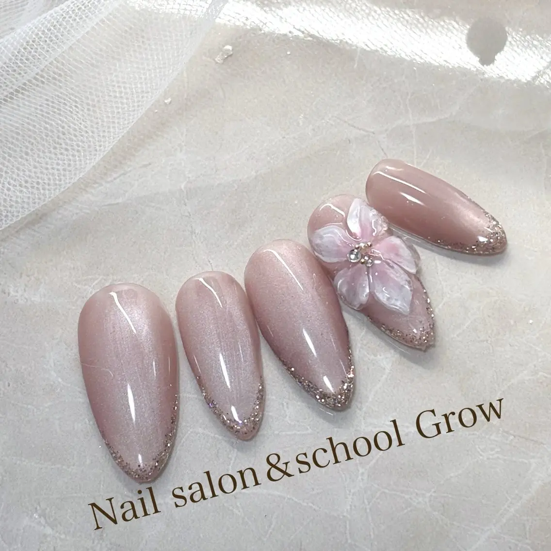 ネイル フラッシュネイル ラメ(グリッター) マグネットネイル ハンドネイル Nail&eye Grow 武蔵藤沢店のネイルデザイン