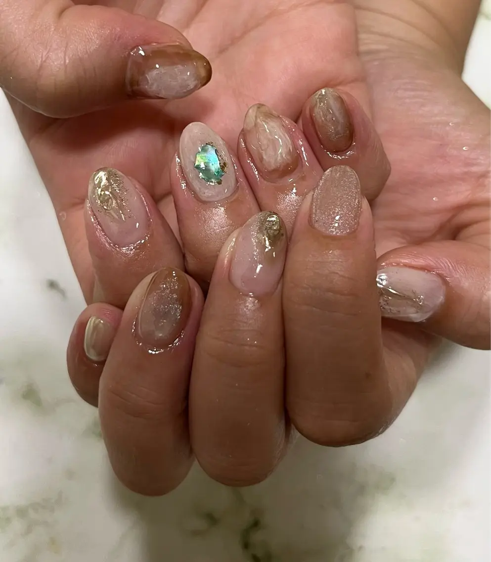 ネイル ニュアンスネイル ALAN nail SAYURIのネイルデザイン