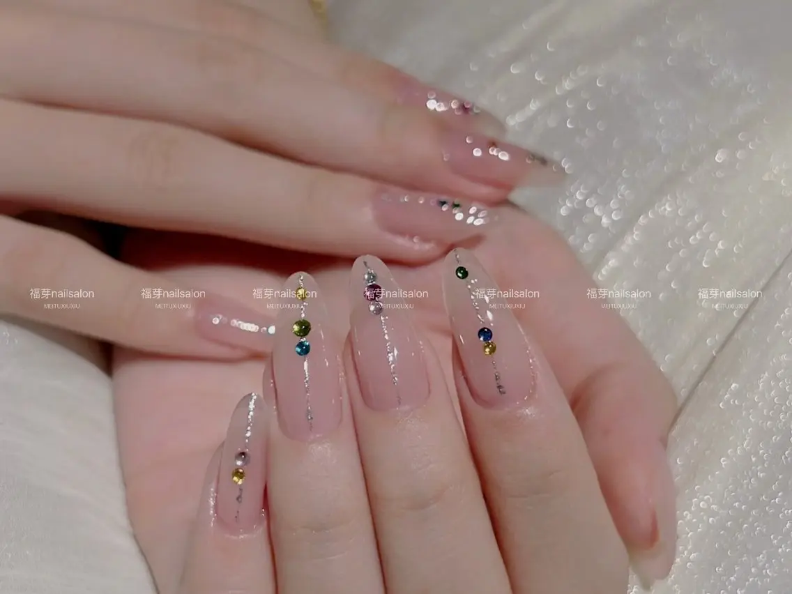 ネイル ハンドネイル MI Uのネイルデザイン