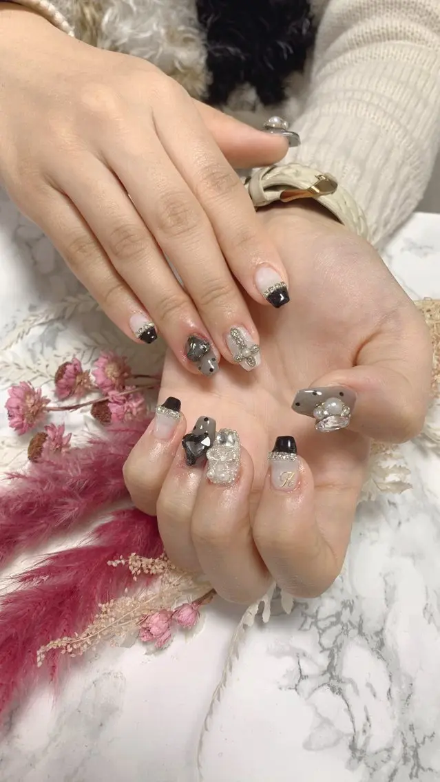 ネイル ハンドネイル はな💎ネイル ワンホン、長さ出しのネイルデザイン