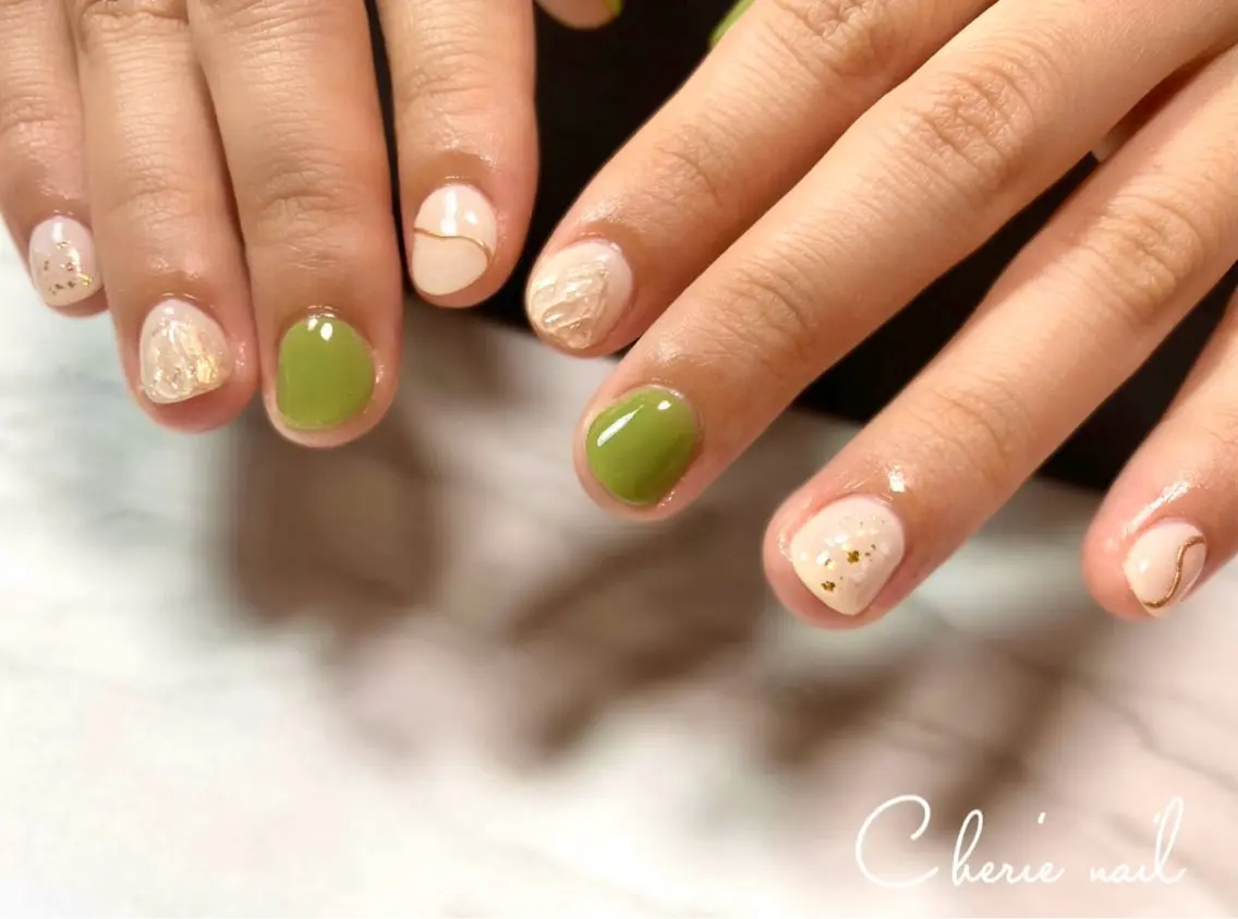 ネイル ジェルネイル ニュアンスネイル ぷっくりネイル シンプルネイル ハンドネイル Cherienail yunaのネイルデザイン