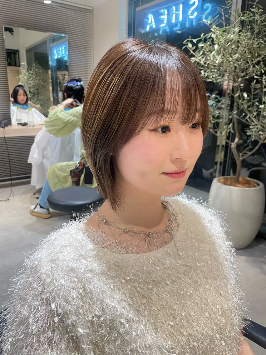 ショート ボブ 顔まわりレイヤー レイヤーカット トリートメント 一箭 恵梧/ロングヘアのヘアスタイル