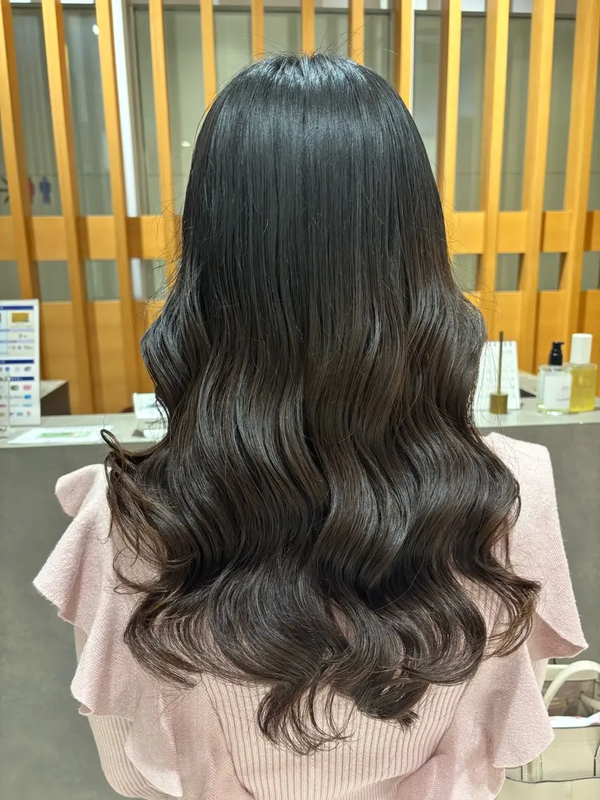 ロング パーマ 韓国風ヘア カット パーマ コテ巻き風パーマ✨ かつみのヘアスタイル