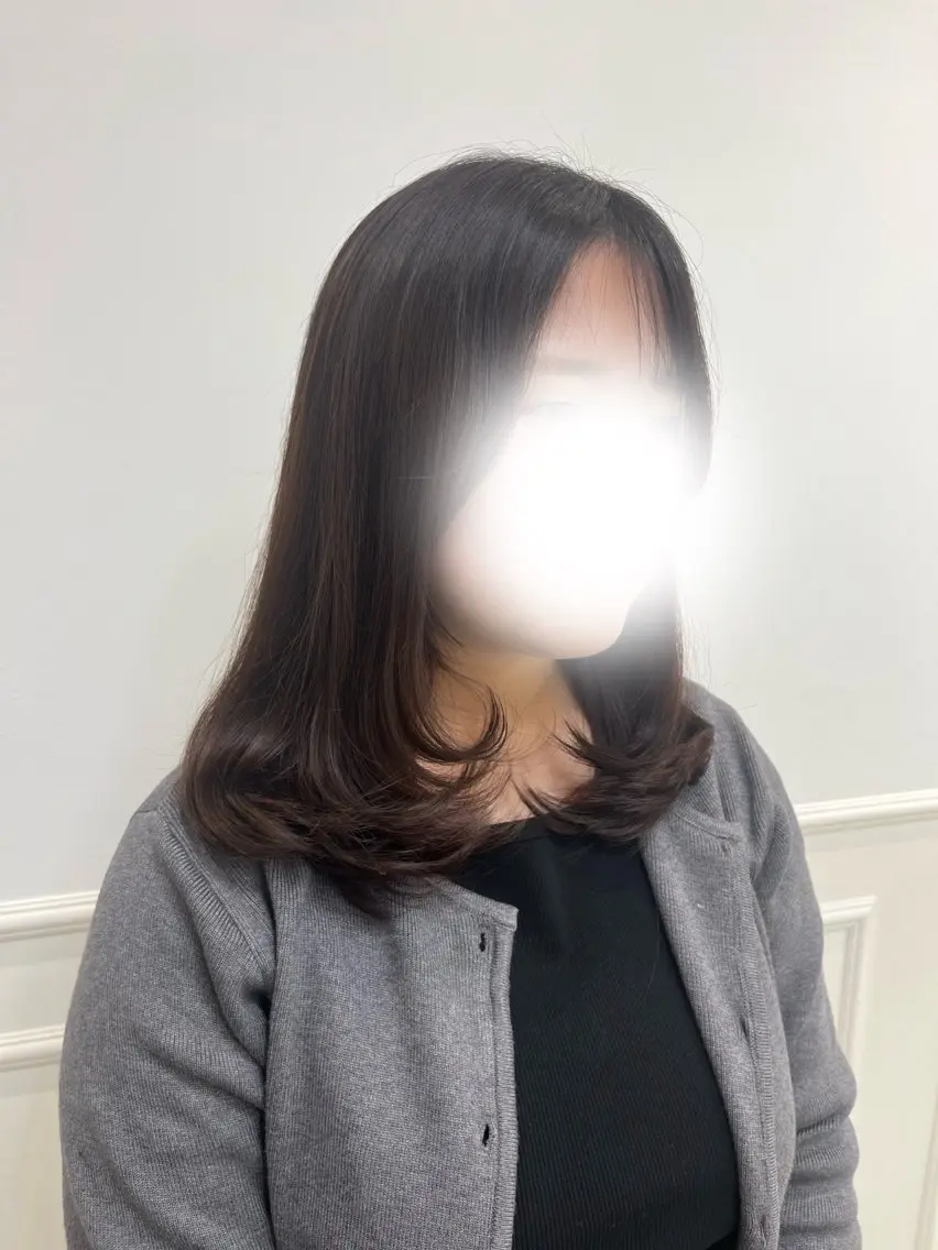 ミディアム カラー レイヤーカット カット ヘアカラー 韓国･ワンホンヘア linon🐈‍⬛のヘアスタイル