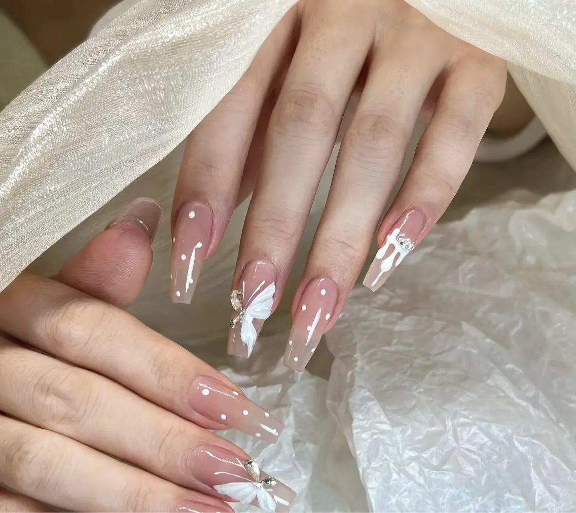 ネイル アートネイル ドット ネイルチップ ワンホンネイル BabyYouMi nailのネイルデザイン