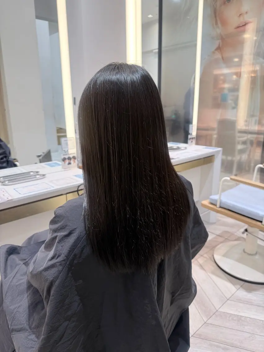 ロング カラー カット 縮毛矯正 透明感カラー🫧 幕内梨乃亜のヘアスタイル