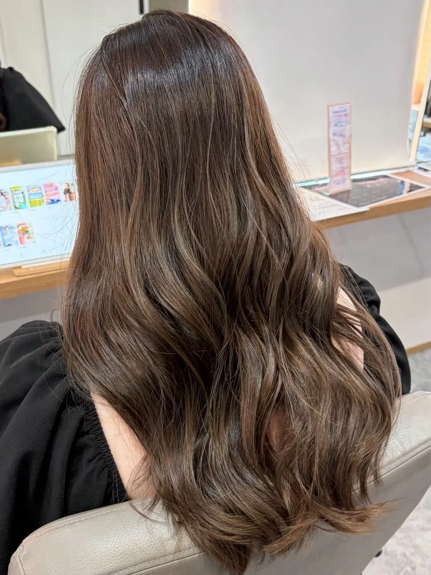 ロング カラー 高松 千夏のヘアスタイル