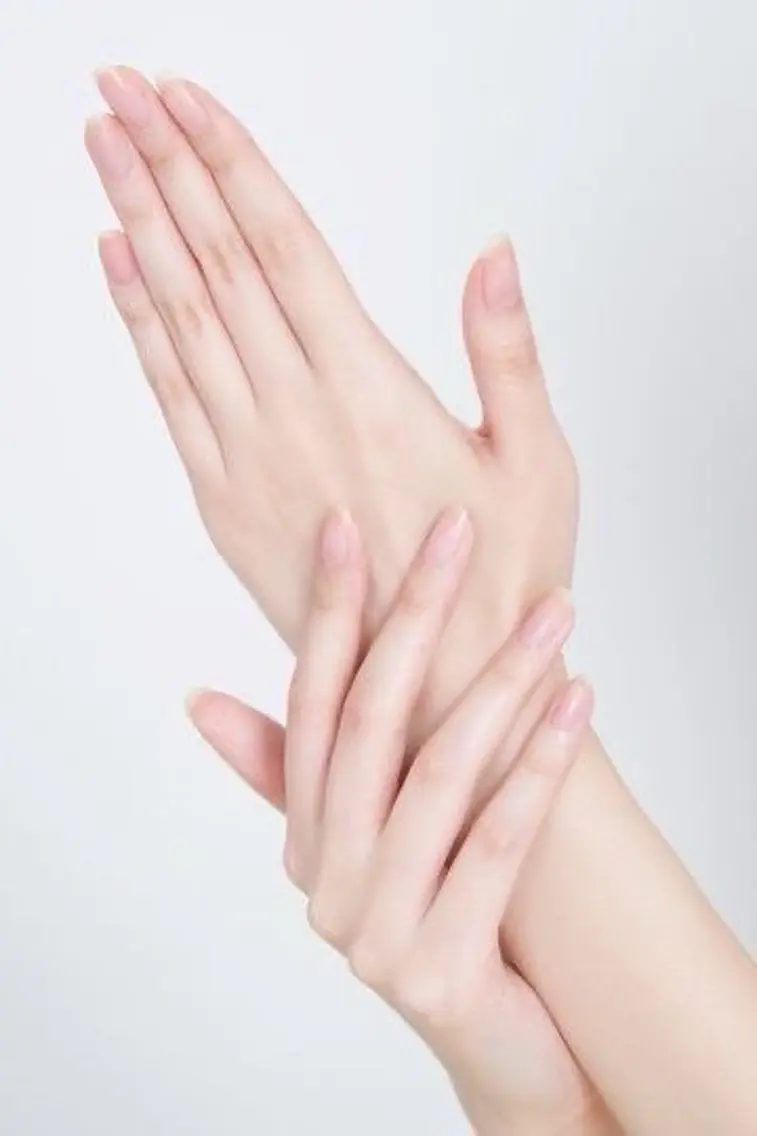 ネイル LUCULIA 倉島のネイルデザイン