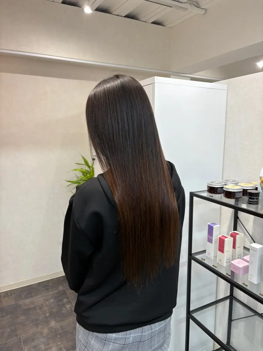 ロング 縮毛矯正 haku【津久野店】 ERIKAのヘアスタイル