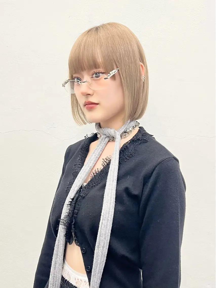 ショート カラー ヘアカラー トリートメント HARU//原宿🤍 リピート率NO.1のヘアスタイル