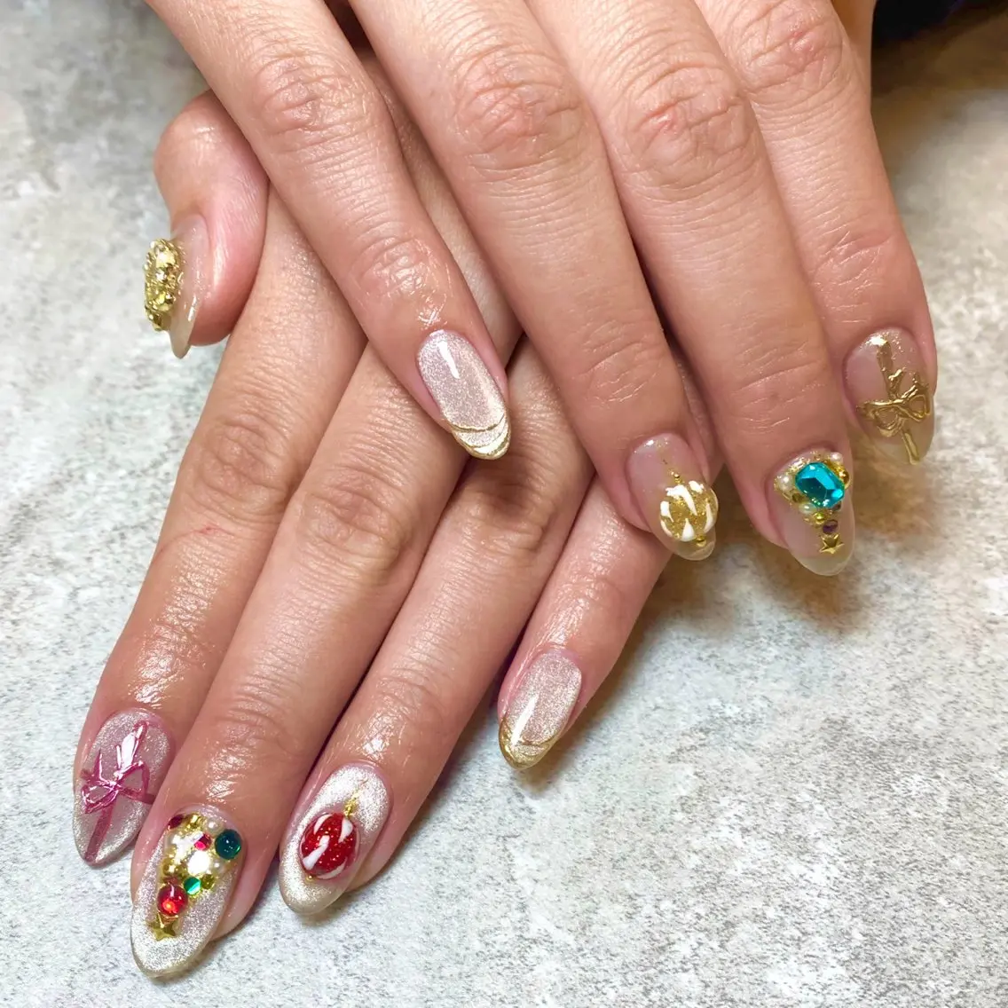 ネイル 冬ネイル クリスマス ハンドネイル Narumi nailのネイルデザイン