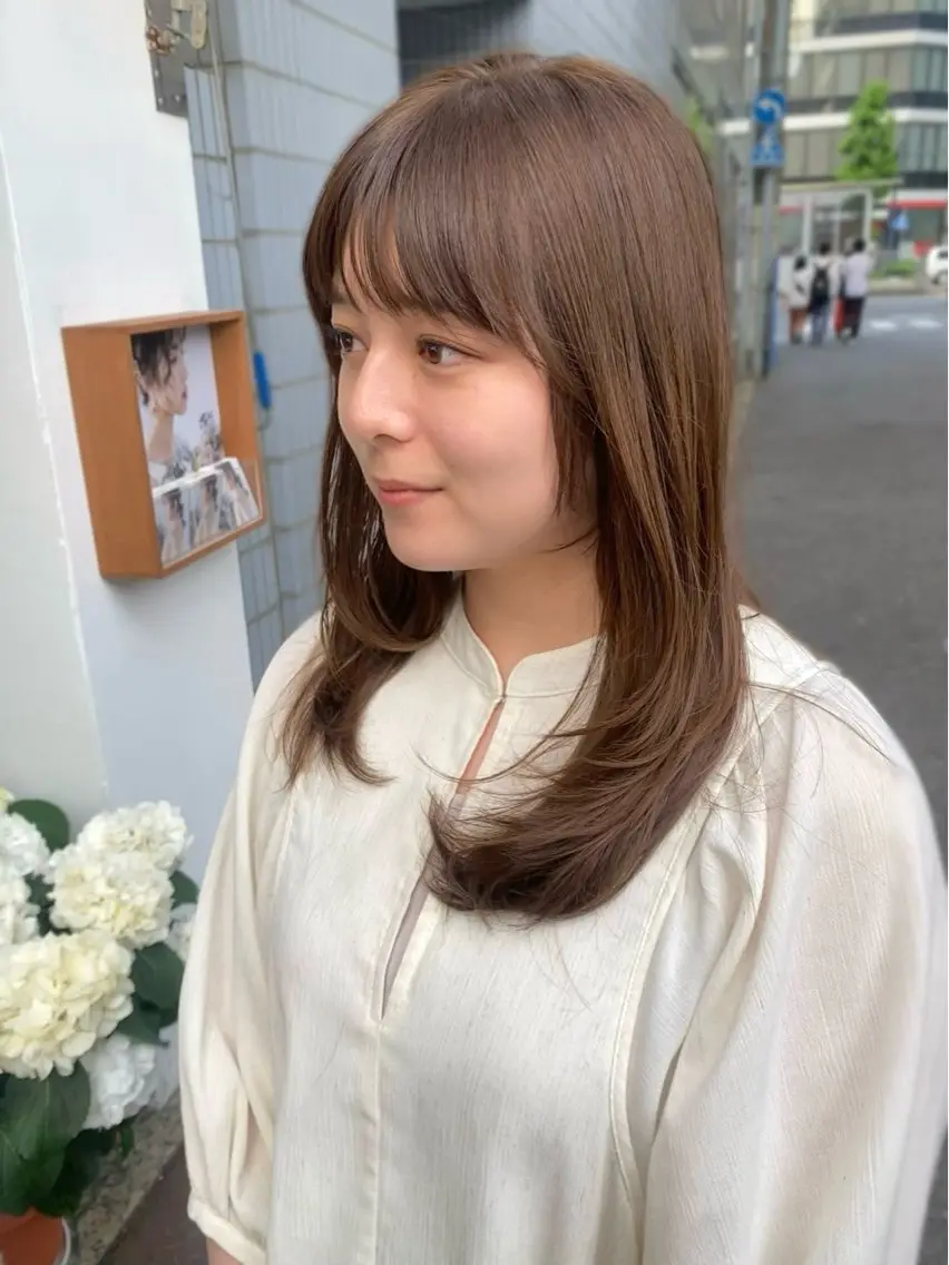 セミロング カラー カット ヘアカラー トリートメント 安永 涼のヘアスタイル