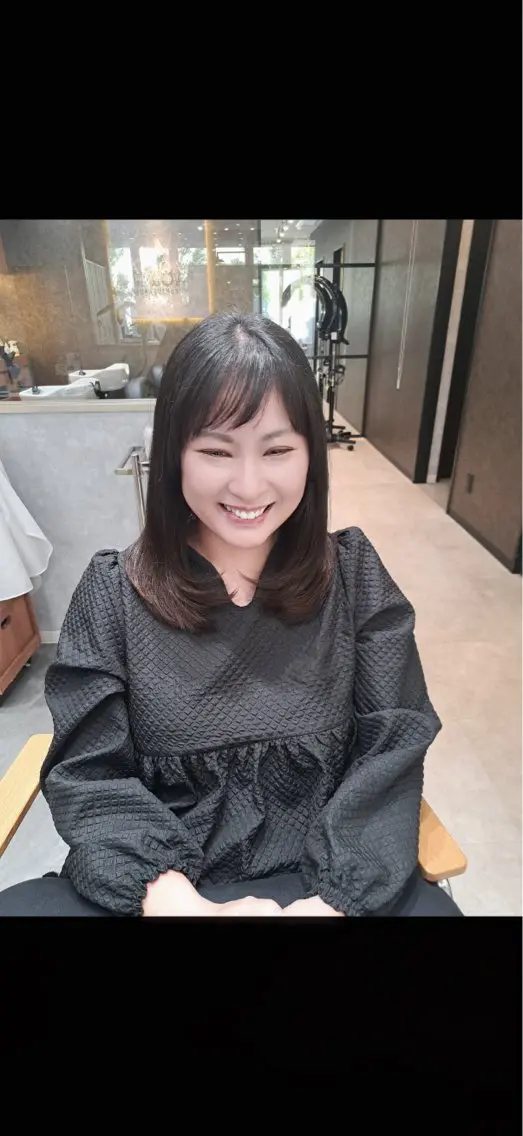 ミディアム レイヤーカット ローレイヤー カット 関口 知佳のヘアスタイル