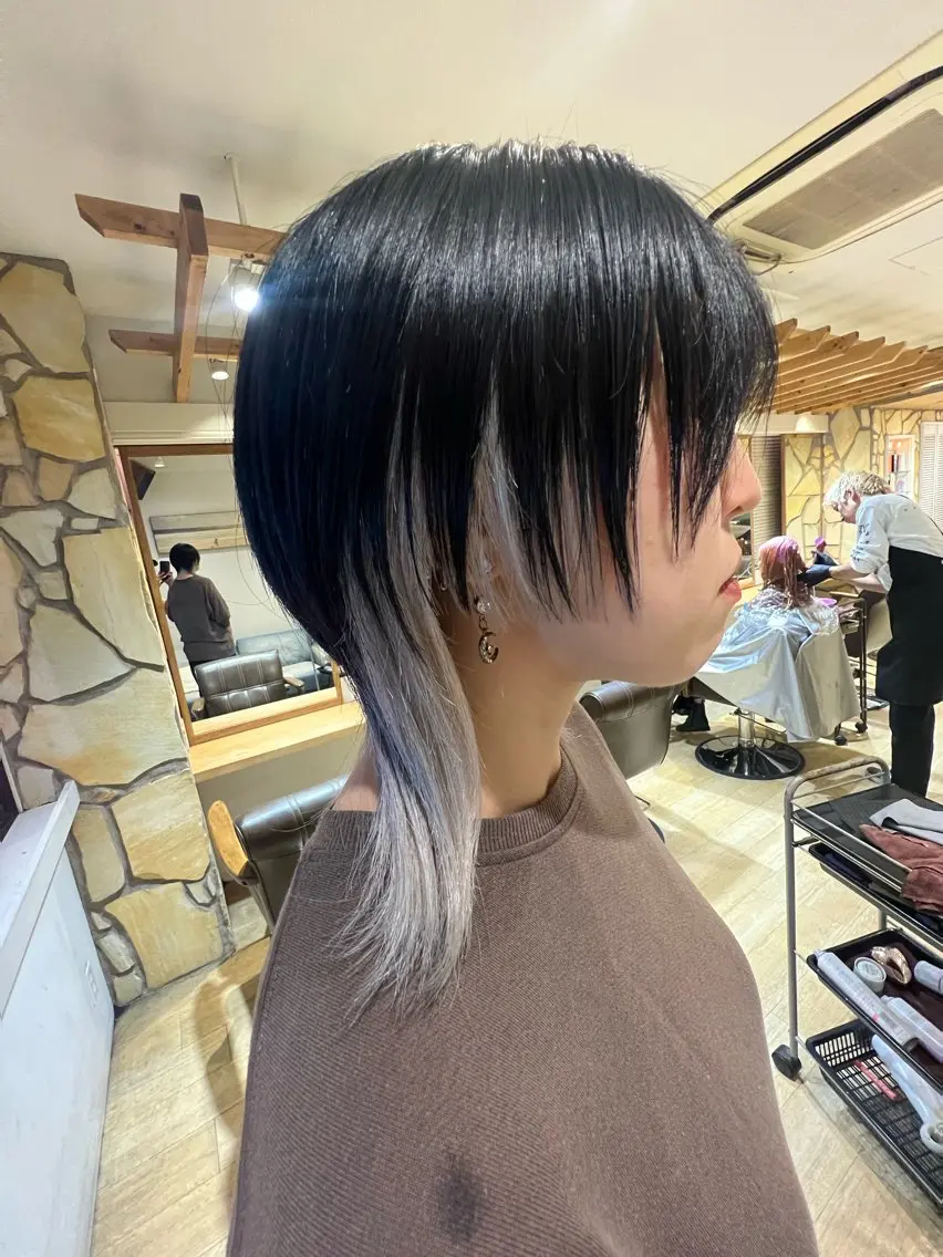 ミディアム ウルフカット 渋谷ハイトーン/ デザインカラー阿部のヘアスタイル