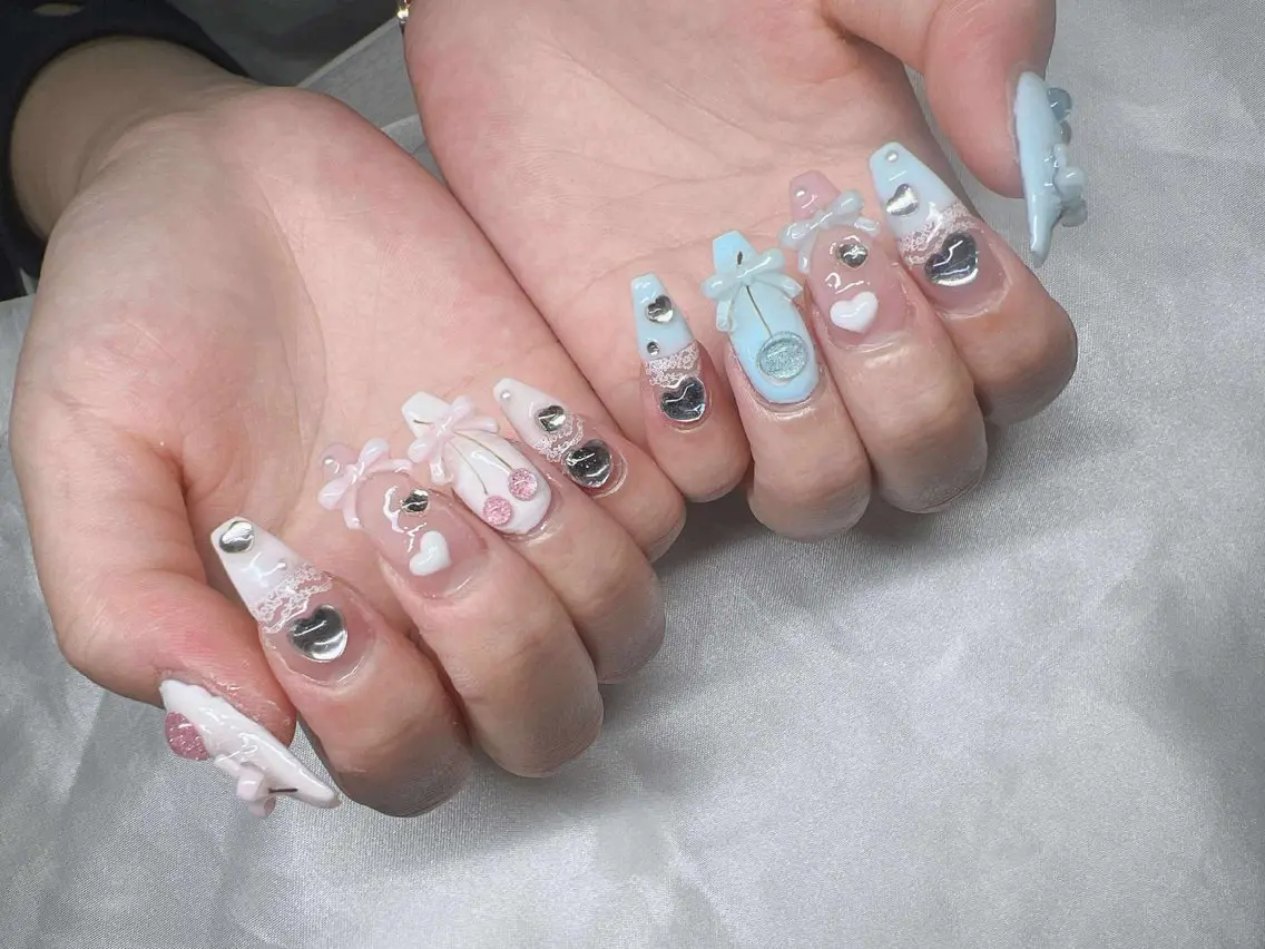ネイル 長さ出し グラデーション 卒業式 キラキラネイル マグネットネイル ハンドネイル Lee Nailsのネイルデザイン