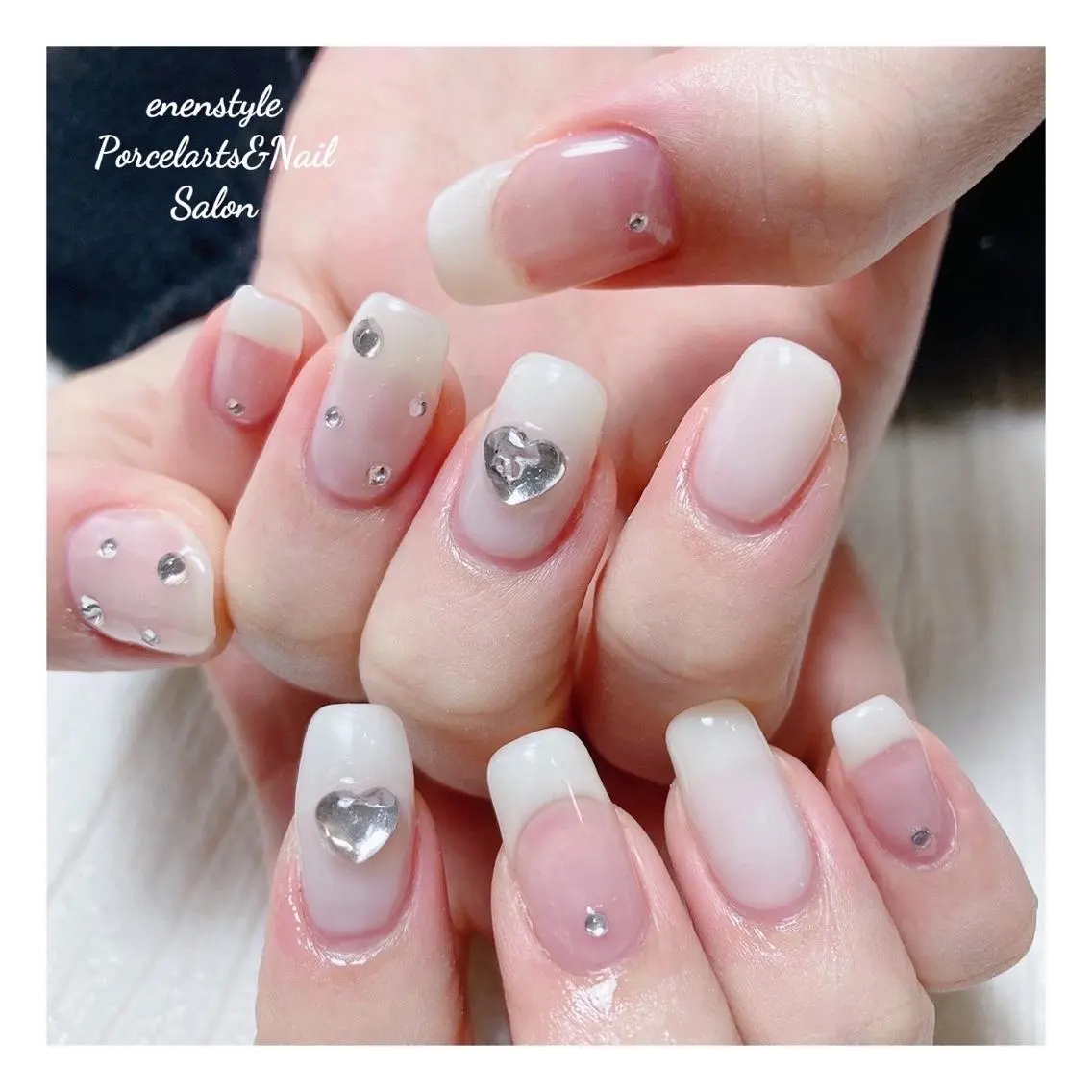 ミディアム ネイル 🐾enen style 🐾のネイルデザイン