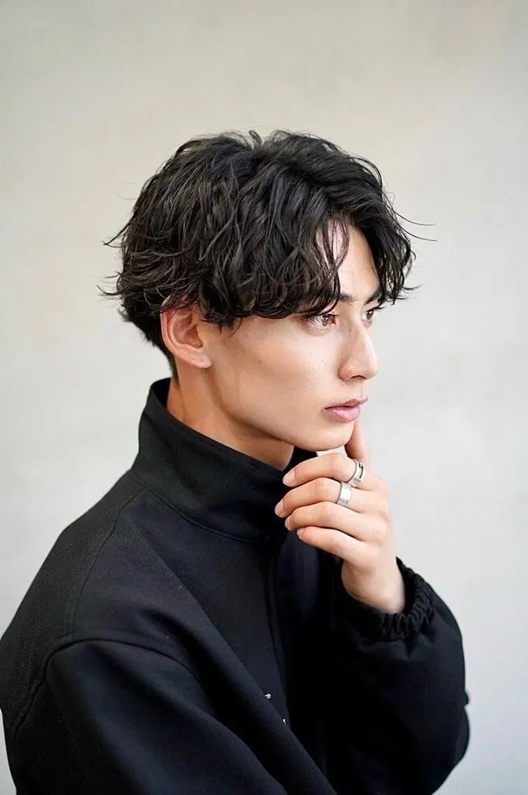 ✨【ご新規様限定特別価格】✨カット✂️➕2stepトリートメント💎➕眉カット＋頭皮洗浄マイクロバブル🫧の写真