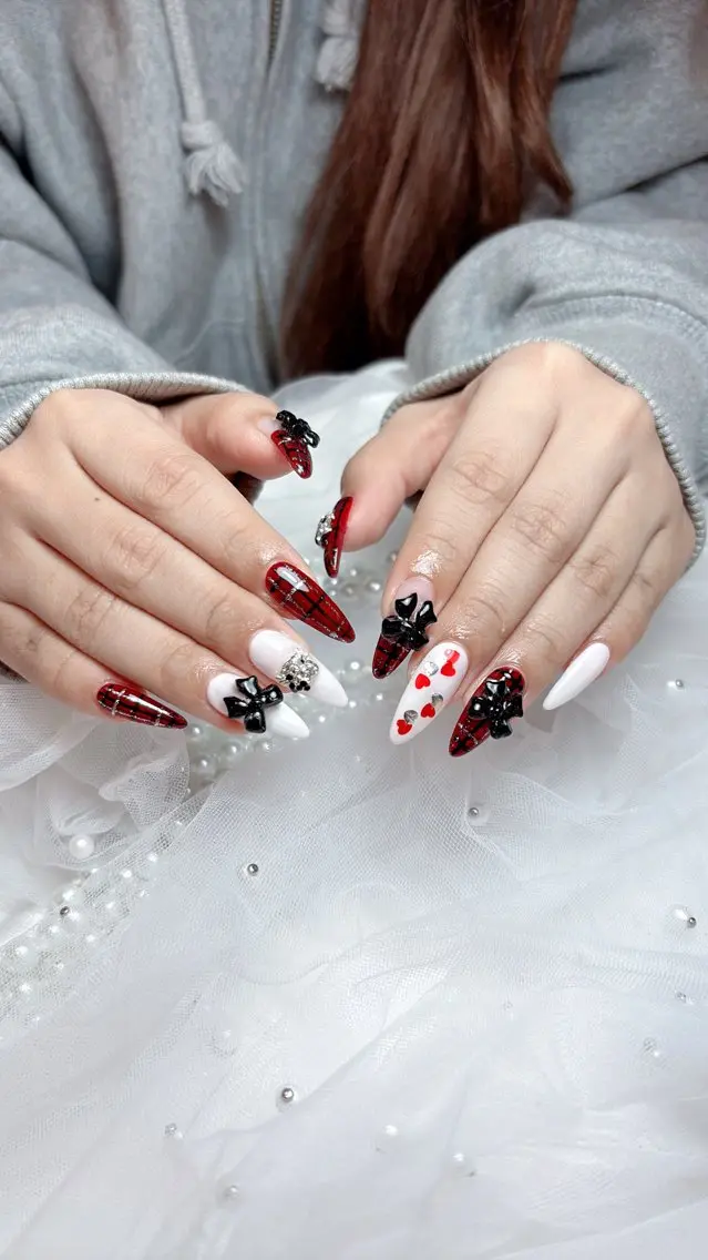 ネイル フットネイル フレンチネイル ジェルネイル ガーリー グラデーション ハンドネイル D.d Nail Moeのネイルデザイン
