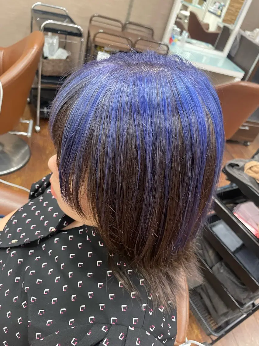ロング カラー ブルーカラー ブルーパープル エメラルドグリーン パープルカラー シルバー 井上 悠人のヘアスタイル