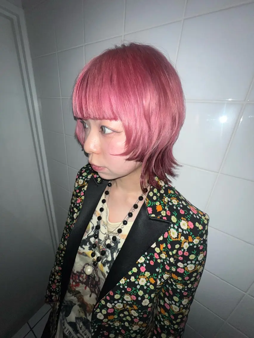 ミディアム ヘアカラー トリートメント 💥ウルフカット デザインあんな💥のヘアスタイル