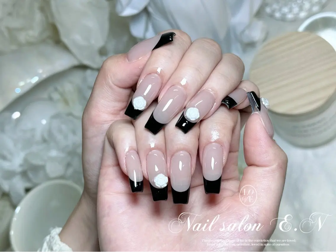 【ジェルオフ無料】チップスカルプ*フレンチ12900円【HAND】の写真