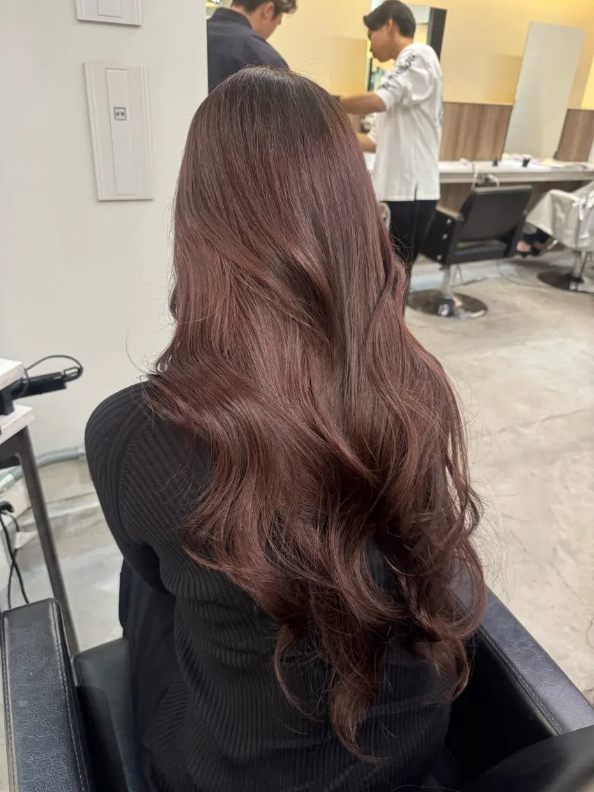 ロング カラー カット ヘアカラー 韓国ヘア🇰🇷 YUKINAのヘアスタイル